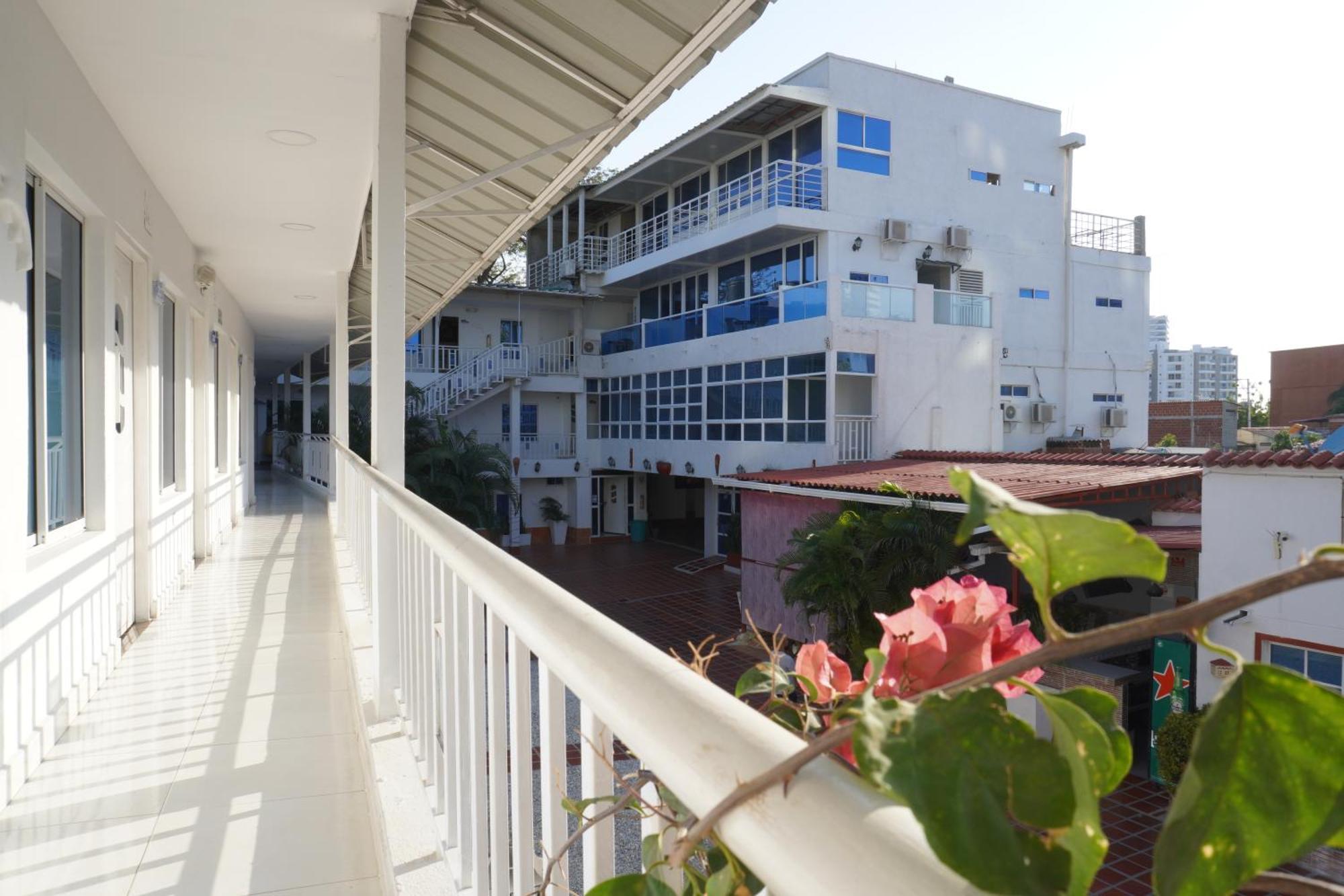 Hotel Caribe 3*